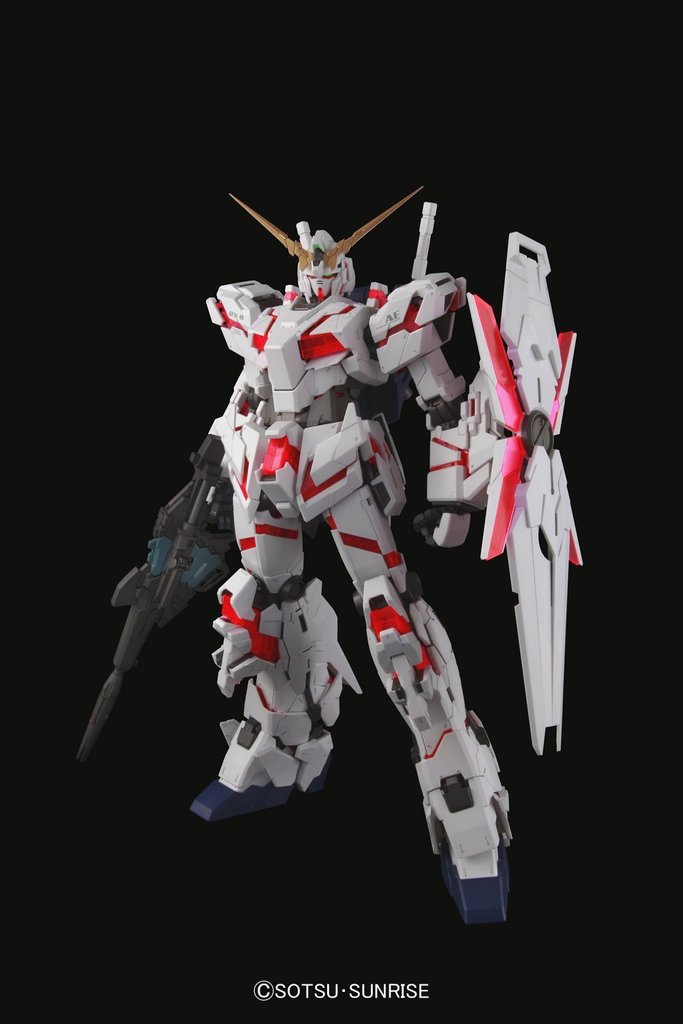 Bandai Hobby - Gundam Perfect Grade - RX-0 Unicorn PG 1/60 Model Kit - Bandai - Invasion Toys